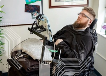the person who upgraded this version this man has been wearing what interface on his computer for over 7 years 122808