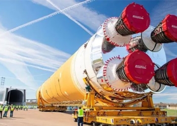 the push of americas super missile is coming on august a feast for all senses 122305