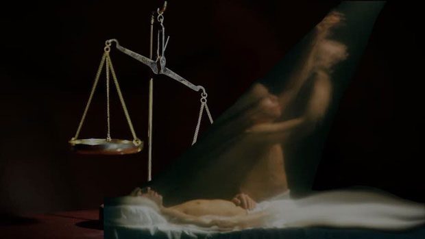 The doctor himself admitted that determining the exact moment of death is very difficult.