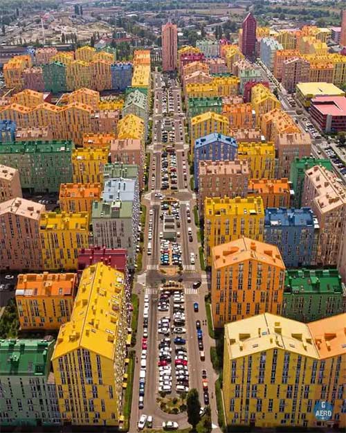 The aim of transforming Comfort into a "toy kingdom" is to attract residents to settle here.