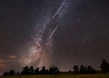 this week lets admire the bright delta aquarids meteor shower in the sky 121957