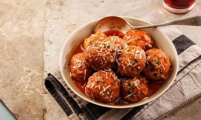 Artificial meatballs from the new culture system with high nutritional content.