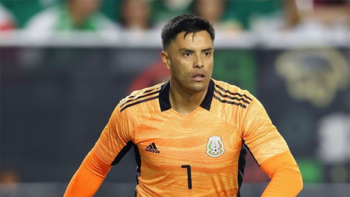 Mexico goalkeeper Alfredo Talavera