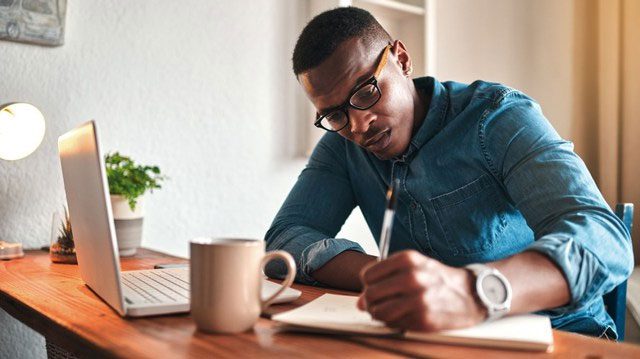 Some studies have found that intelligent individuals are often left-handed.