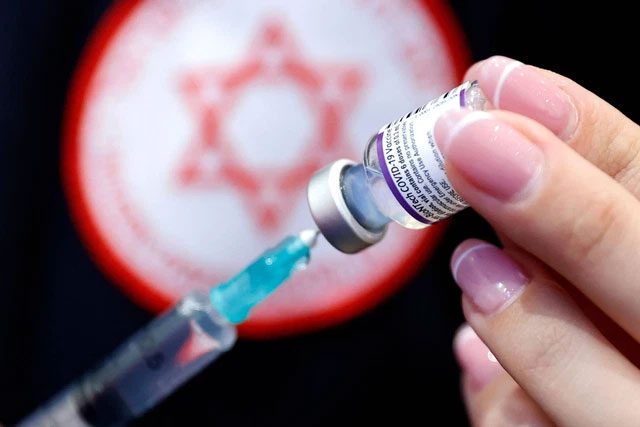 Three doses of the vaccine may be sufficient to ensure long-term antibodies against Covid-19.