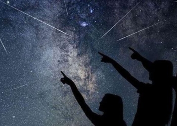 tonight vietnam welcomes the longest orionid meteor shower from halleys comet 123681