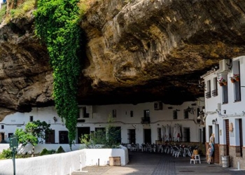 top 6 strangest cities in the world where you can live but not die 120761