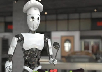 unexpected robot can throw food like a real chef 120387