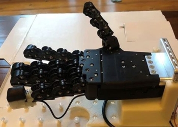 using 3d printers scientists create robotic hand angel 119899