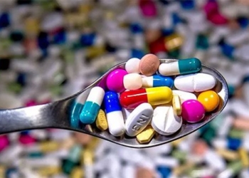 using ai to write antibiotic prescriptions to reduce antibiotic resistance 119156