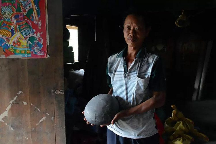 Residents often take the egg stones home, believing they bring good luck.