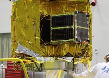 vietnam borrowing nearly 19 trillion yen to develop and operate a moon observation satellite 120708