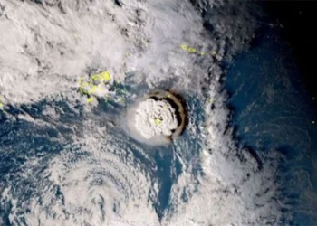 volcano below thai binh duong erupts causing surges in the us and many other countries 118338