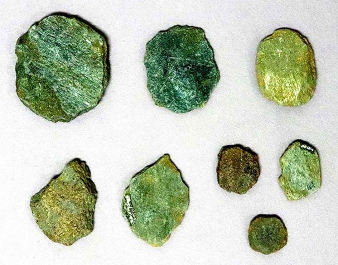 Flat stones with sharp edges excavated at the Owada jinya ruins in Saitama.