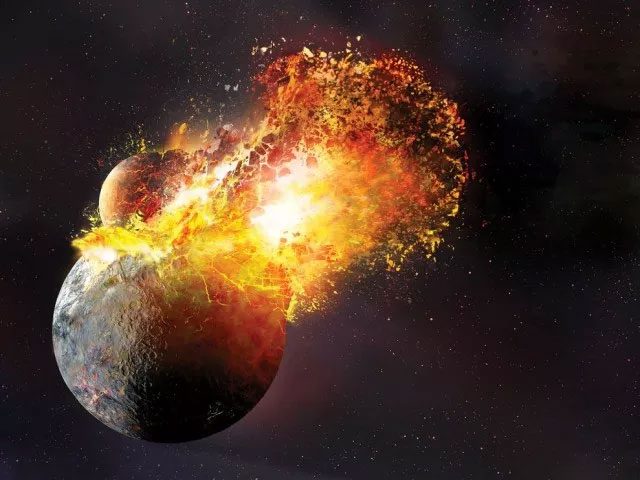 Hypothetical collision between Earth and Theia