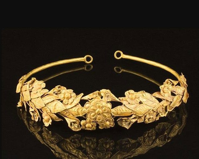 Pure Gold Ancient Greek Crown Weighing Approximately 100g