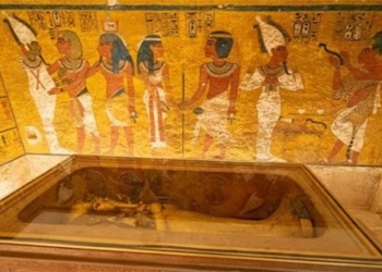 what is in the dream of the pharaohs 120658