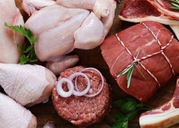 which foods are most likely to be contaminated with bacteria 124312