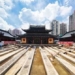why china is called the holy place in the movement of thousands of restaurants 121810