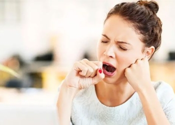 why lack of sleep causes us to be sleepy 121349