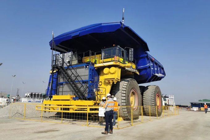 The world's largest hydrogen truck by Anglo American.