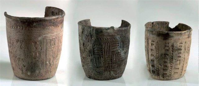 Clay pot containing asbestos fibers in Finland.