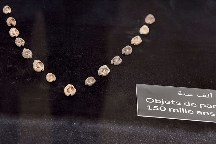 This type of bead necklace is most closely associated with Aterian culture.
