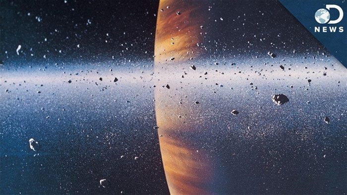 Diamonds can float in liquid hydrogen and helium deep beneath Jupiter's atmosphere.