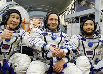 dreaming of flying into space has become reality for japanese billionaire 117613
