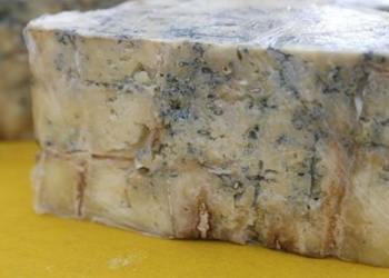 europeans have enjoyed blue cheese and beer for 2700 years 116688