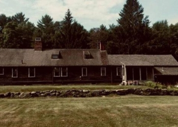 exploring the most famous haunted house in us history 116876