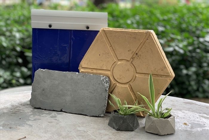 Bricks made from plastic waste by the Octoplastic group.