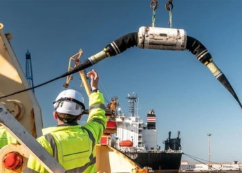 google facebook orders thousands of undersea fiber optic cables how it works 116039