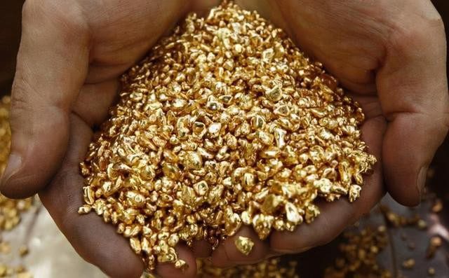 There are also gold beads.