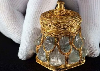 hello bien about the golden leather box in the viking era treasure 117810