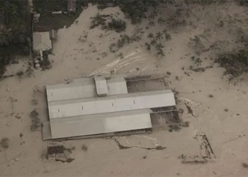 horror turns into volcanic ash in indonesia 117547