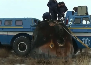japanese billionaire yusaku maezawa returns to earth after space trip 117855
