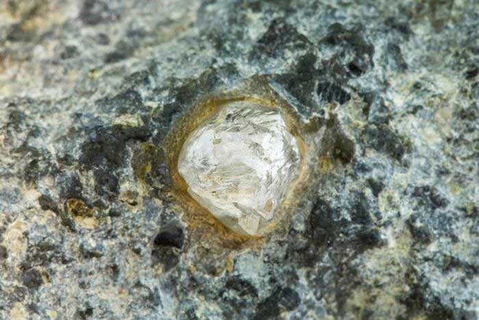 Rocks deep underground contain millions of tons of diamonds.