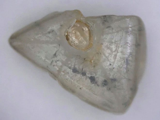 Image of the diamond.