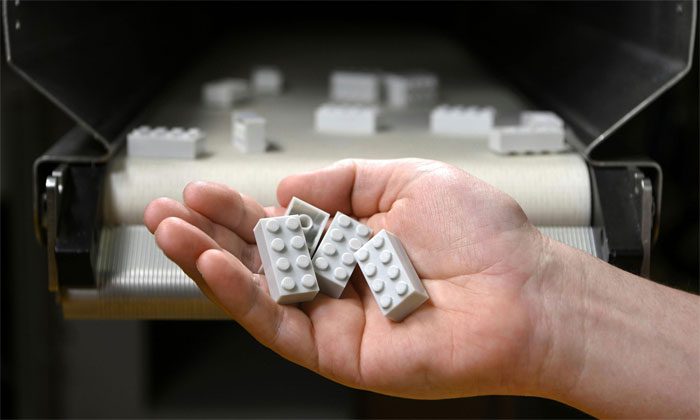 Lego's challenge now is to optimize the grip of recycled plastic bricks.