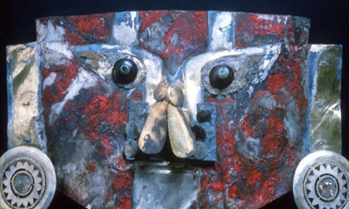 Gold mask in the thousand-year-old tomb.