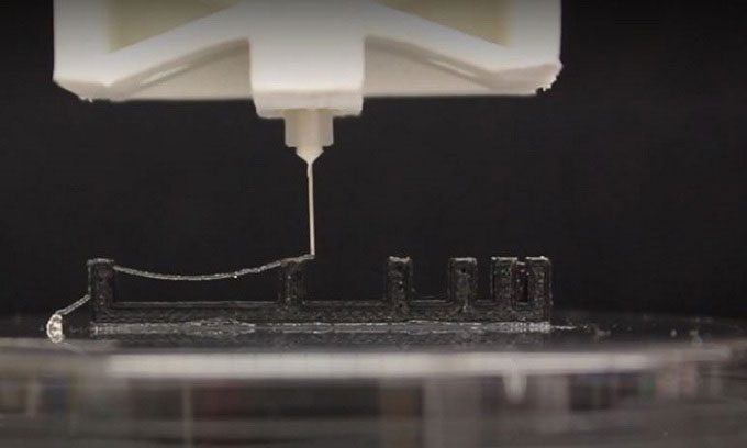 Experiment placing ink strands on small columns.