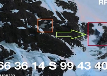 mysterious gate found in the south pole could lead to another world 116364
