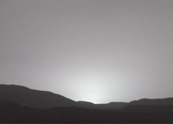 nasa robot captures unusual sunset on mars 117278