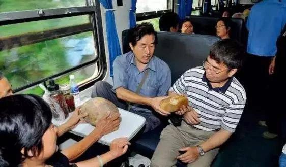 Many people travel by train hundreds of kilometers to hunt for gems.