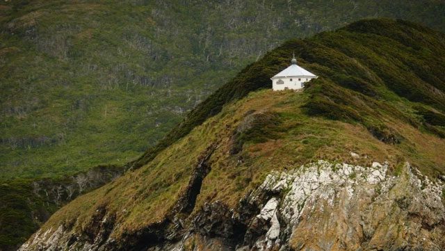 The lighthouse was abandoned and in ruins for nearly a century