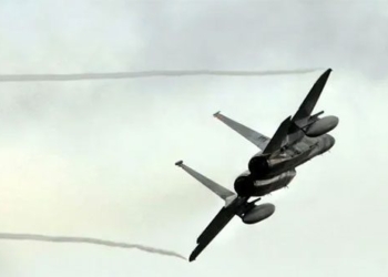 random airplane surpasses sound barrier and causes earthquake 117819