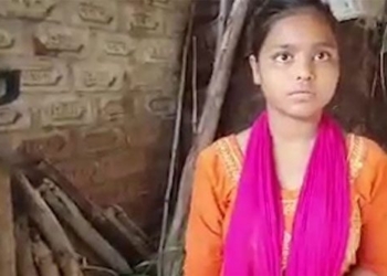 strange girl 15 years old in india crying in a sari 116255