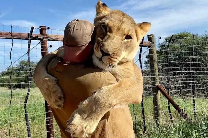 Both will continue to accompany each other and nurture this special friendship