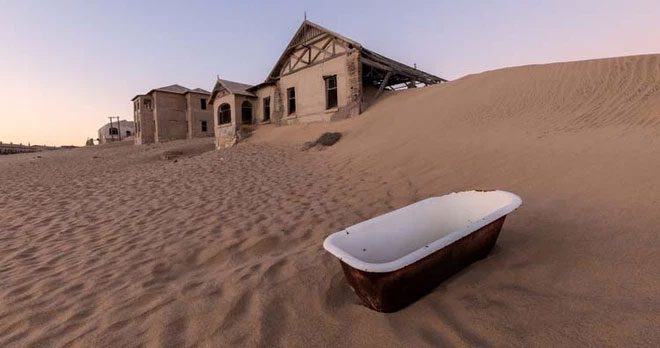 Kolmanskop was one of the wealthiest communities in the world a hundred years ago